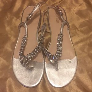 Beautiful and perfect for summer.